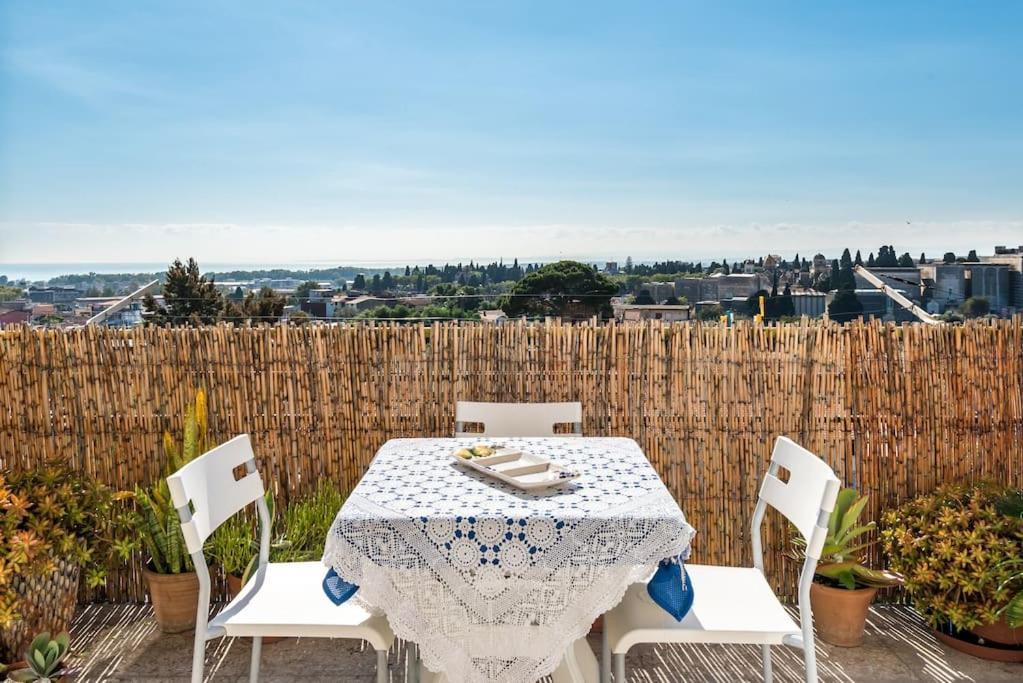 Top Floor Apartment Near Historic Fortino Catania Ngoại thất bức ảnh