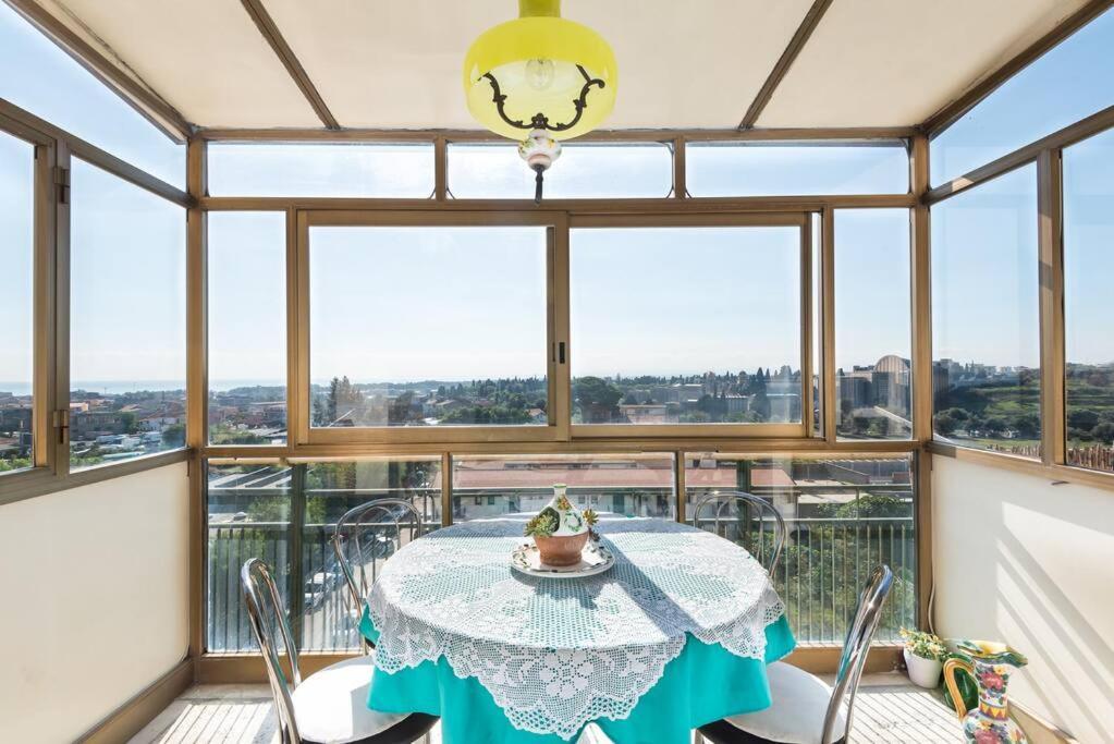 Top Floor Apartment Near Historic Fortino Catania Ngoại thất bức ảnh